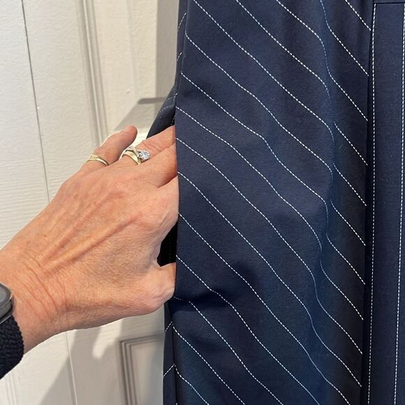 Banana Republic Navy with White Pinstripes Wide Leg Ankle Length Jumpsuit Sz 8P - Picture 6 of 14